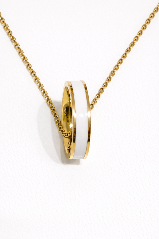 White Ring Pendant Necklace (Gold)
